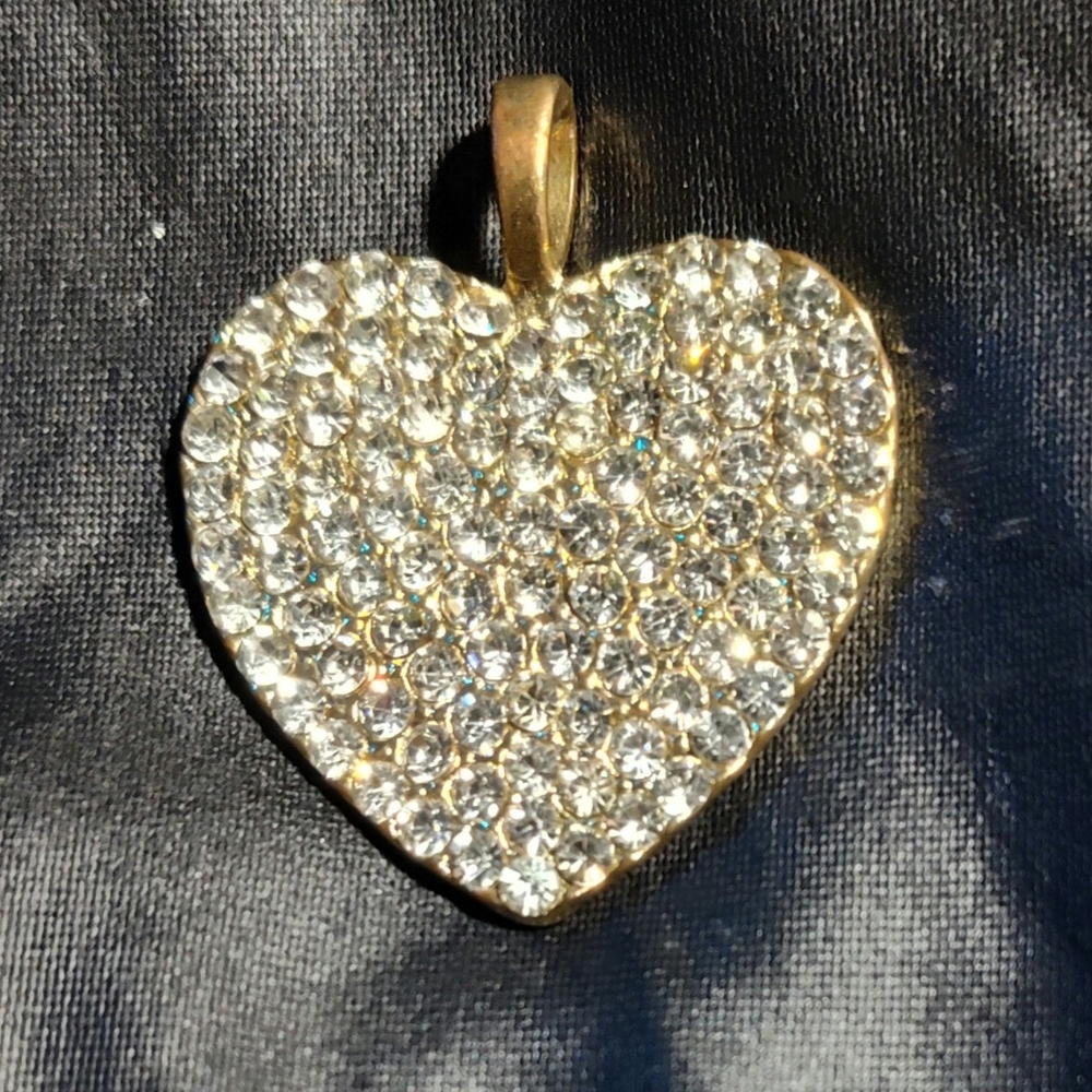 Rhinestone gold plated heart pendant